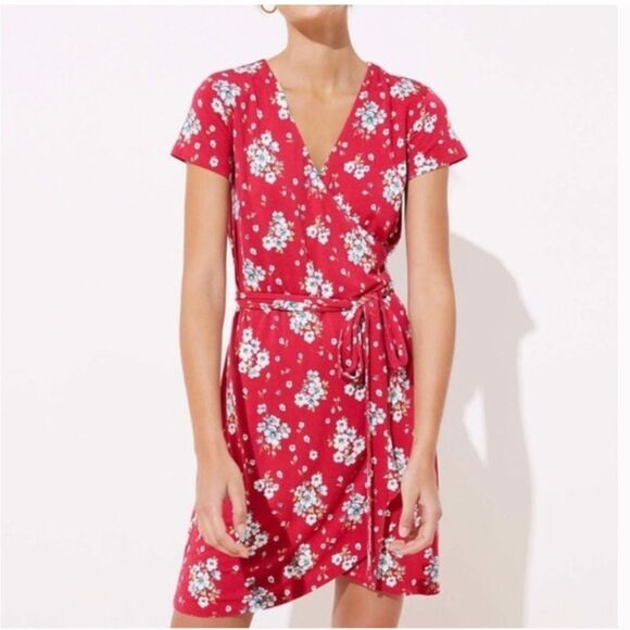 LOFT NWT Floral Pink Red Wrap Dress | Size Medium - Picture 1 of 7